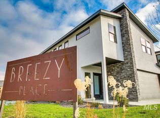 8236 N Breezy Ave, Boise, ID 83714