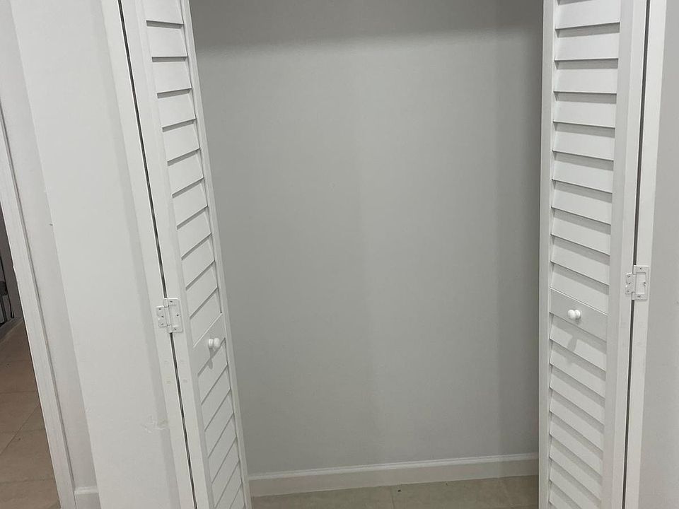 2nd image of 25912 SW 133rd Pl #B