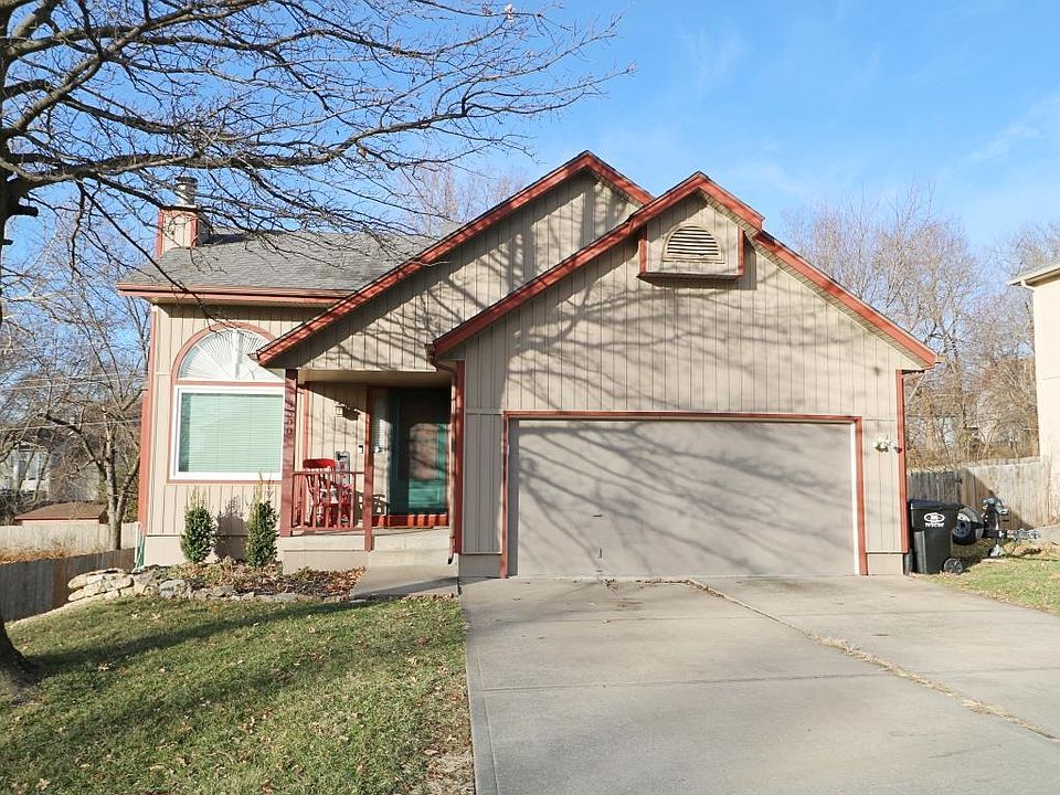 1st image of 3300 Bryn Mawr Dr