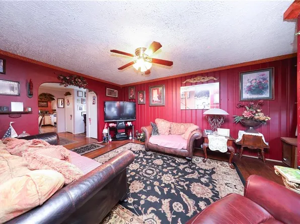 47 High Street image 5 of 25