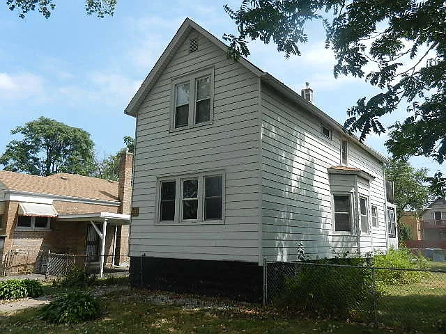 10121 S Wallace St photo 1
