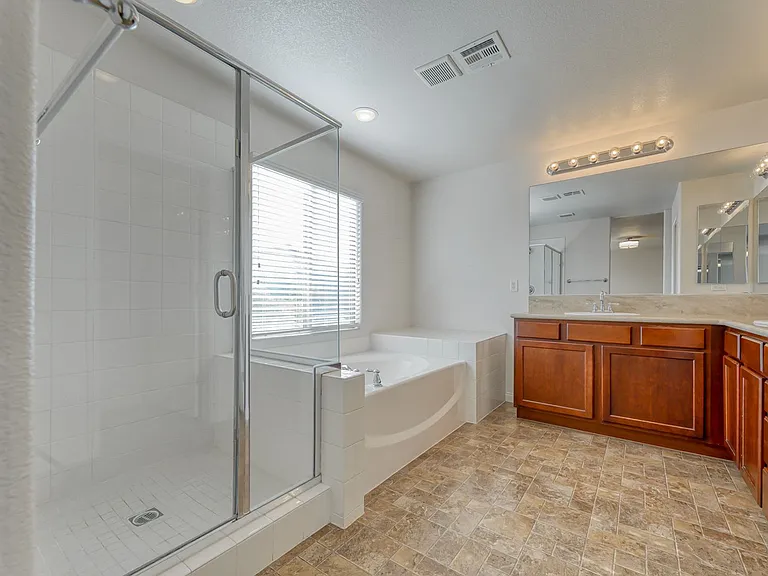 2658 Early Light Dr — Photo 24