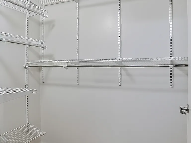 50 E 16th St #1210 — Photo 9