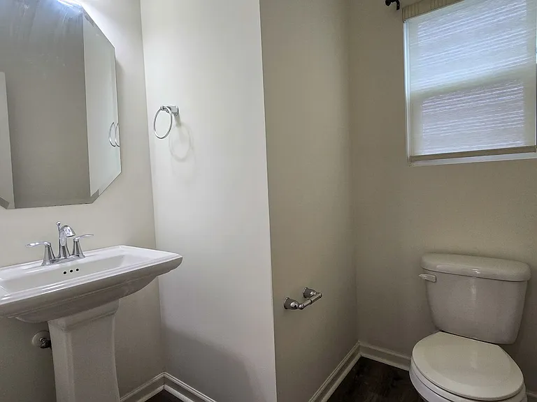 489 Green Arbor Ln — Photo 8