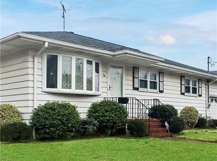 34 Grove St, South River, NJ 08882