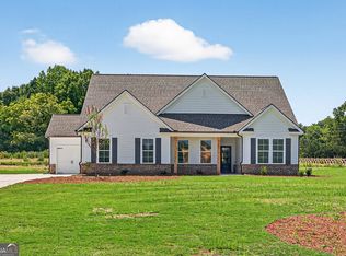 37 Cherokee Ct, Good Hope, GA 30641
