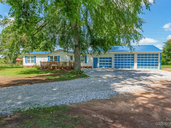 1556 Catawba River Rd, Fort Lawn, SC 29714