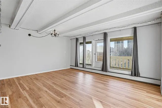 9918 101st St NW — Photo 32