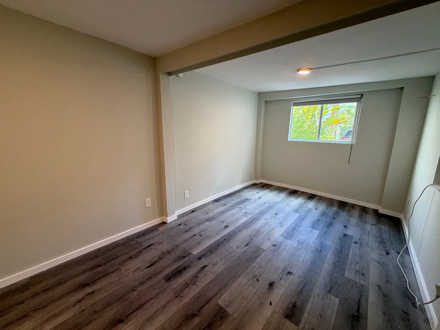 Studio, 300 sqft, $1,200 — Photo 3