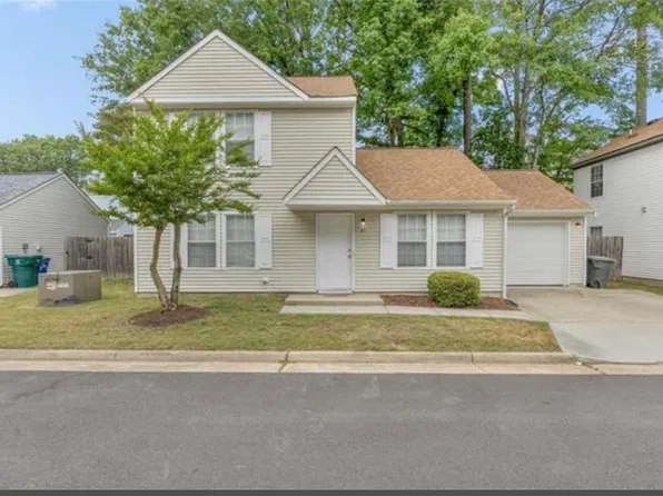 187 N Hunt Club Run, Newport News, VA 23608