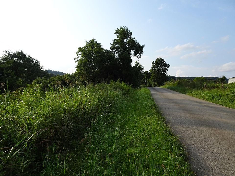 2nd image of Helton Rd