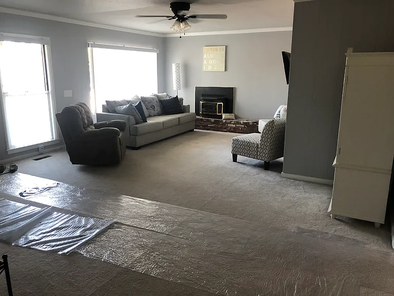 536 Eureka Ave — Photo 6