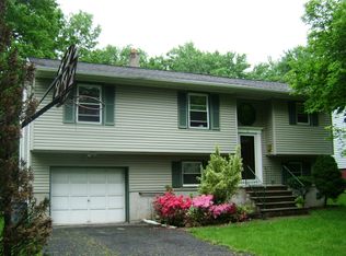 11 Aldine Rd, Parsippany, NJ 07054