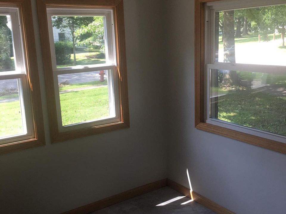 1st image of 309 University Dr #C