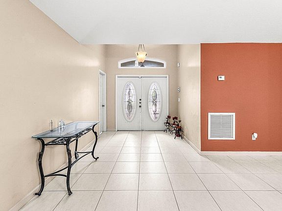 5th image of 1501 N Palmway