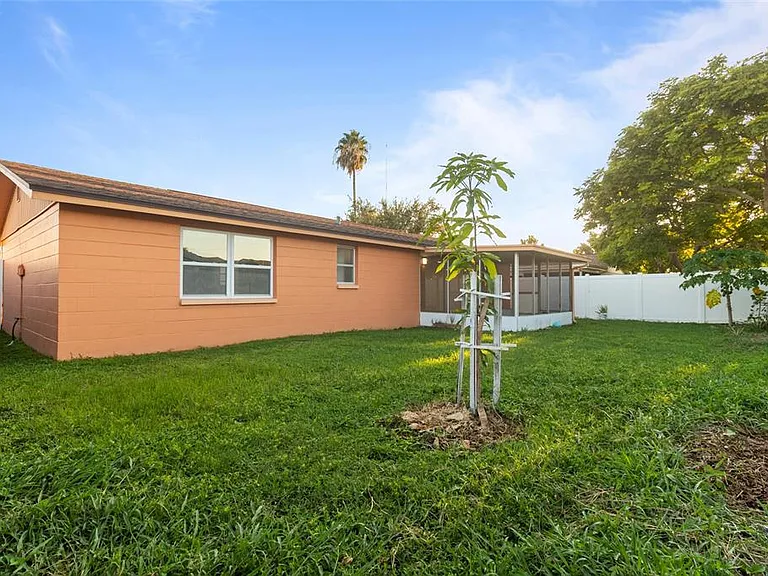 3327 Garfield Dr — Photo 27
