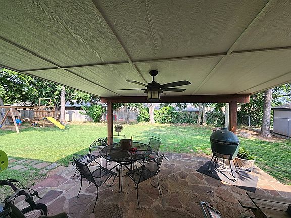 2nd image of 103 Lana Dr
