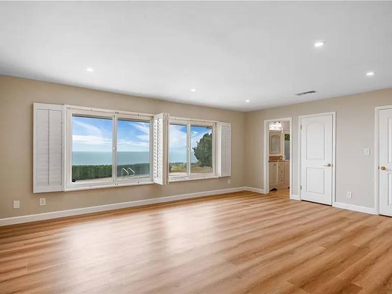7183 Avenida Altisima — Photo 14