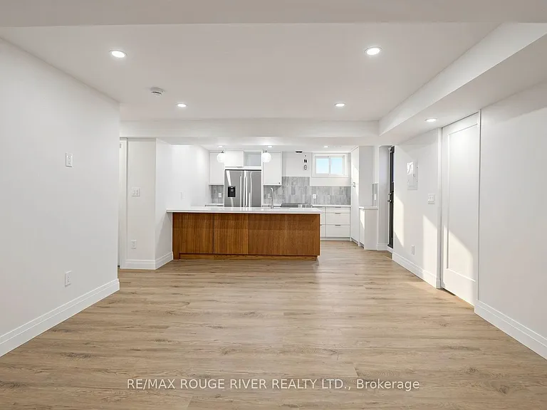344 Centennial Rd #BASEMENT — Photo 6