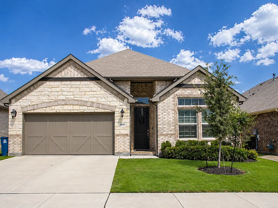 3017 Lionsgate Dr