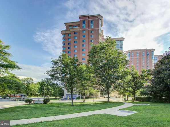 3101 N Hampton Dr APT 1401, Alexandria, VA 22302