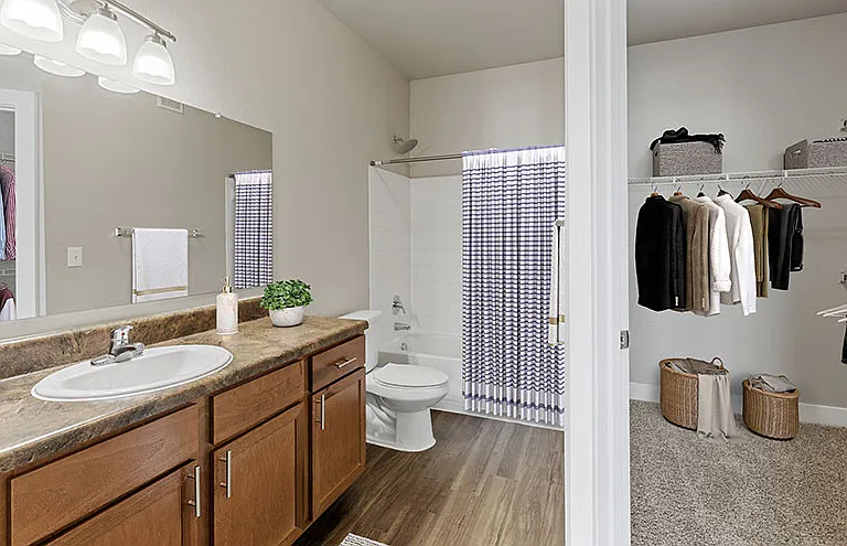 Parallax @ Georgetown Apartments — Photo 16