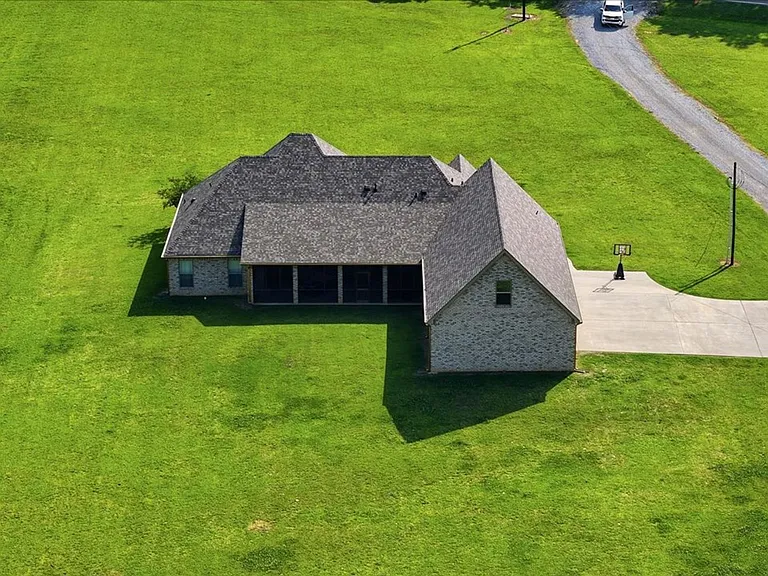 4072 Highway 471 — Photo 80