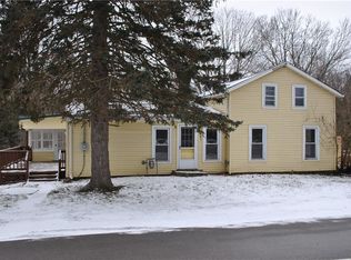 10286 Ridge Rd, Medina, NY 14103
