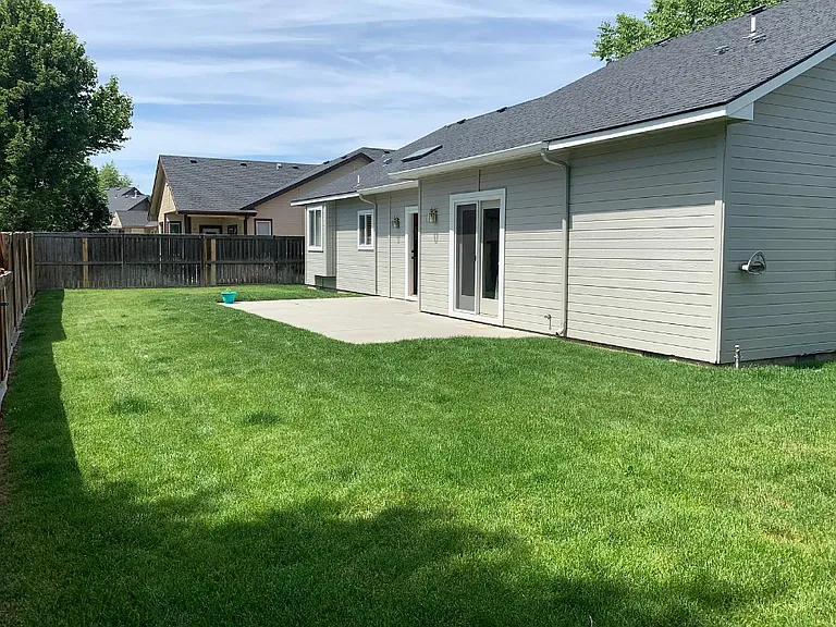 2244 N Hickory Way — Photo 17