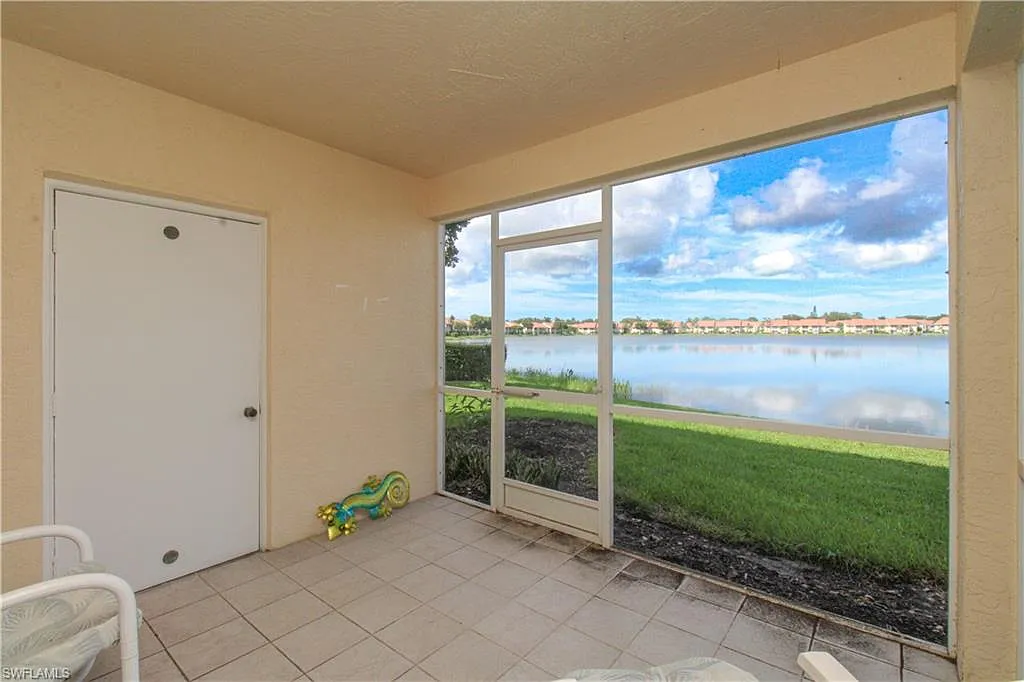 2 bed, 2.0 bath, 1022 sqft, $4,000 — Photo 3