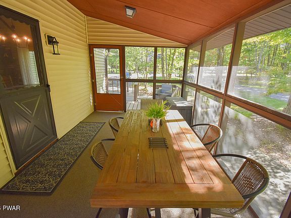 3rd image of 109 Rockway Rd