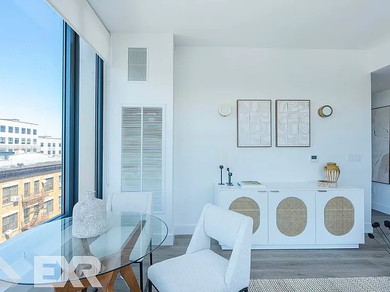 210 Clarkson Ave #621 — Photo 6