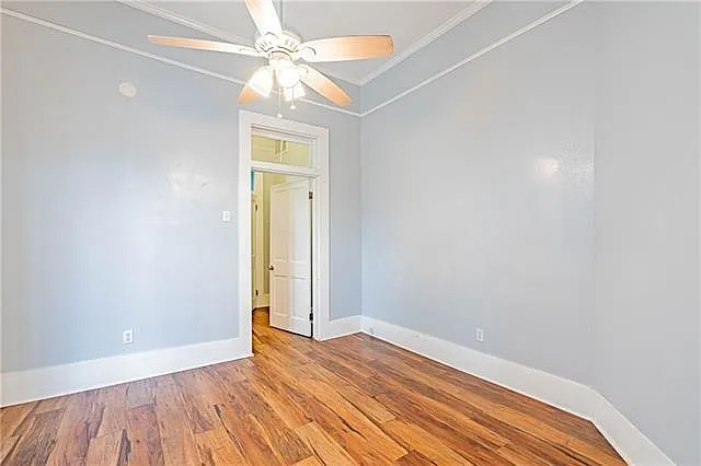 129 N Rendon St — Photo 6