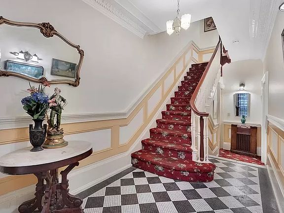 4th image of 138 Joralemon St House T