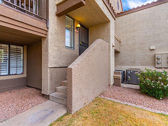 2nd image of 1905 E UNIVERSITY Drive #223