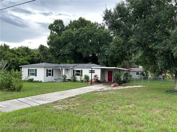 210 Highway 630 E, Frostproof, FL 33843