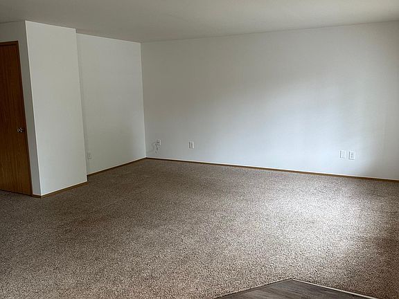 3rd image of 4715 100th St NE #2