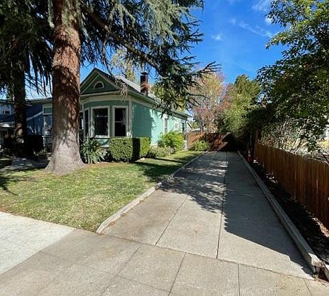 3rd image of 243 S Buena Vista St
