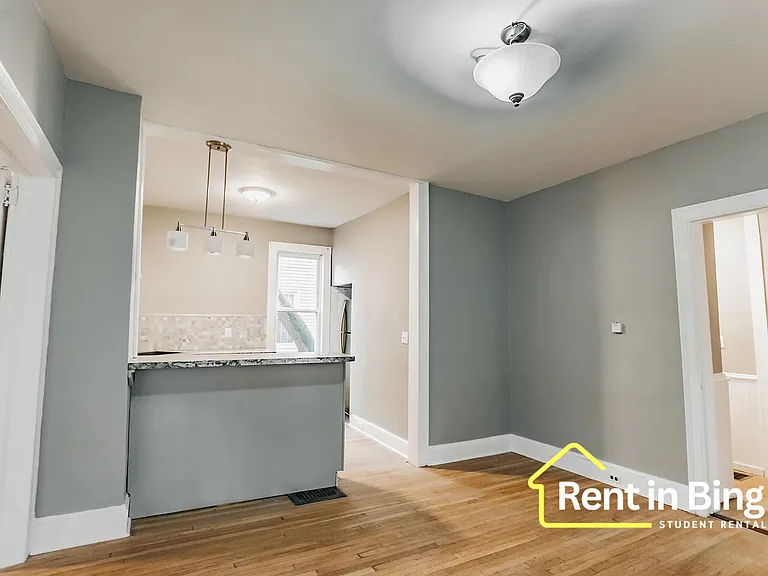 96 Chapin St — Photo 3