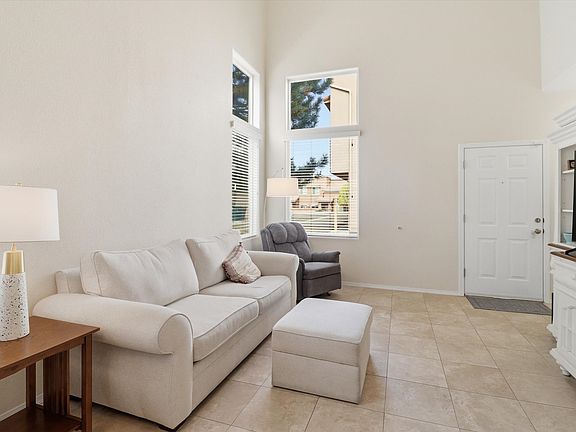4th image of 4345 Santo Domingo St Unit A