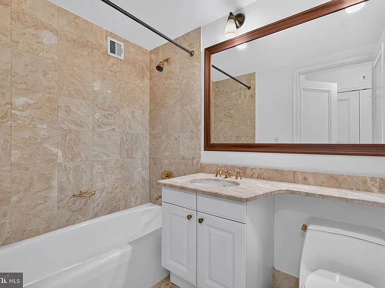 1111 23rd St NW #5C — Photo 15