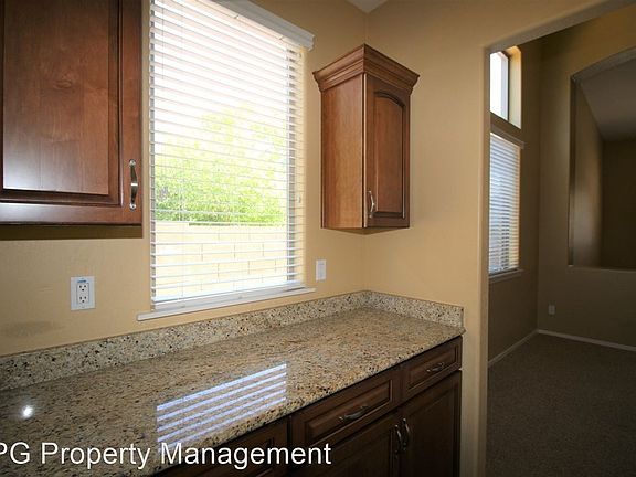5th image of 11948 N 143rd Ave