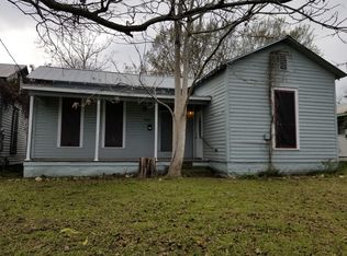 568 S Academy Ave, New Braunfels, TX 78130