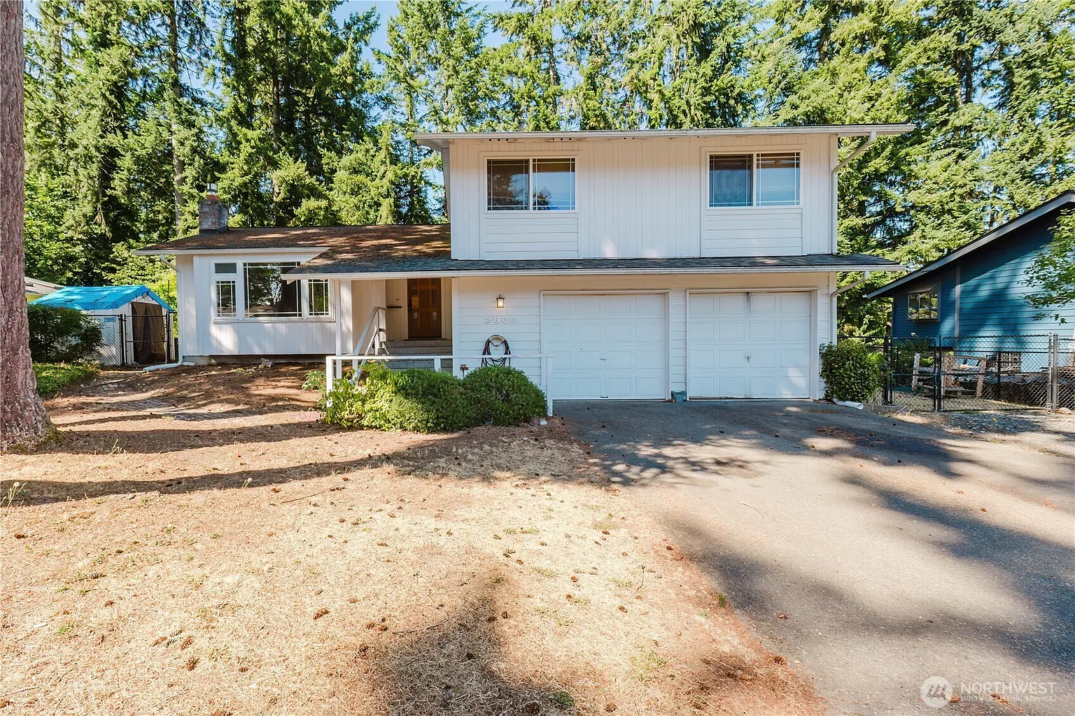2806 NE Fernwood Court photo 1