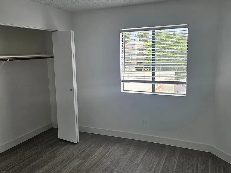 935 N Granite Reef Rd #126A — Photo 8