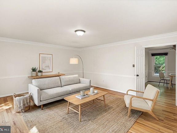 4th image of 2207 Wittington Blvd