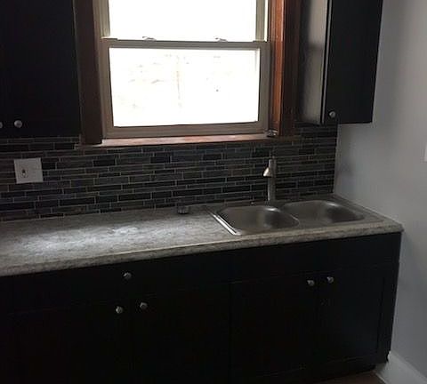 3rd image of 8150 S Vernon Ave APT 2