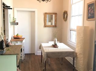 301 S 18th St APT 2R, Philadelphia, PA 19103