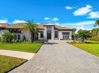 9451 Tequila Sunrise Dr, Sarasota, FL 34241