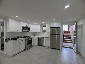 Rented by R New York